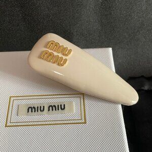 Miu Miu Patent leather hair clip